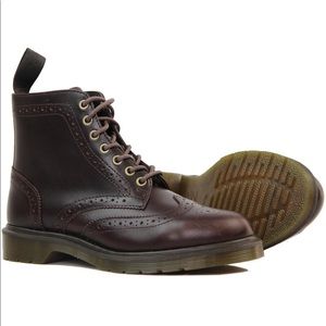 Dr. Martens Affleck Brogue Boot 7-hole Dark Brown